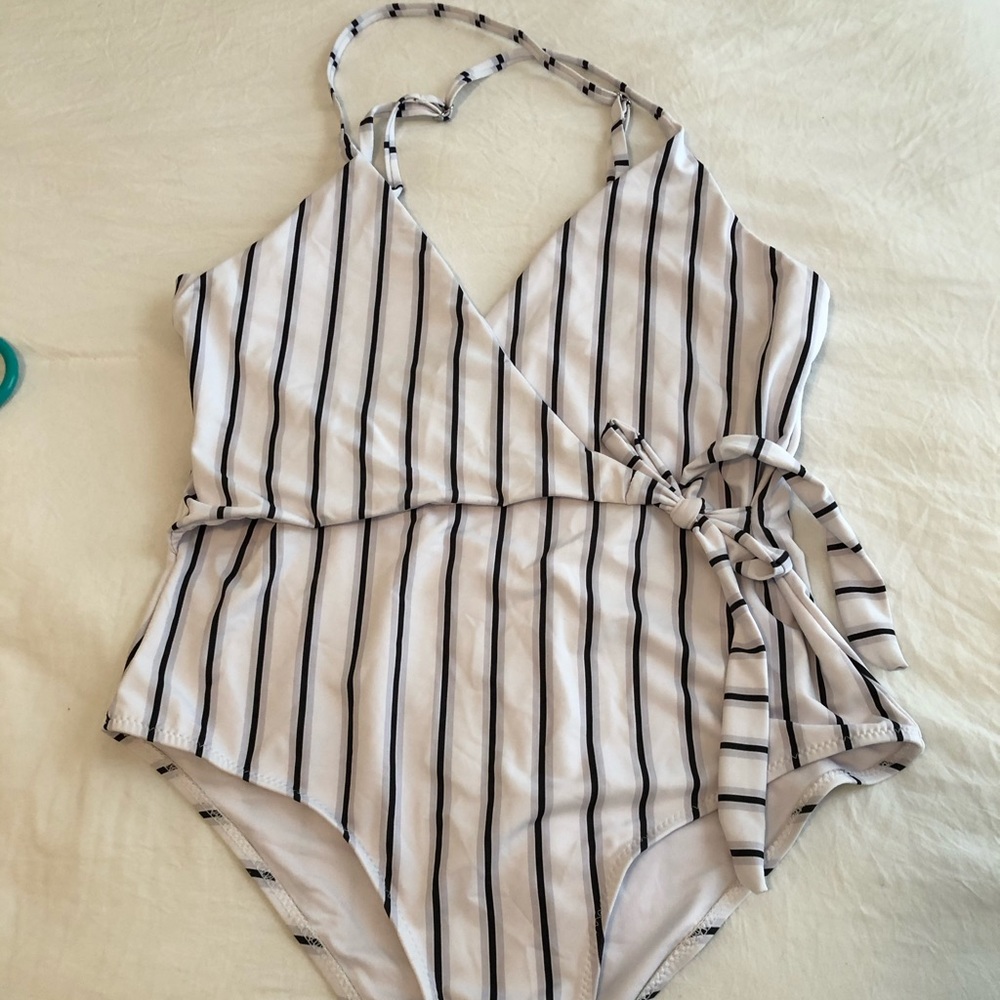 Cupshe Bathing Suit